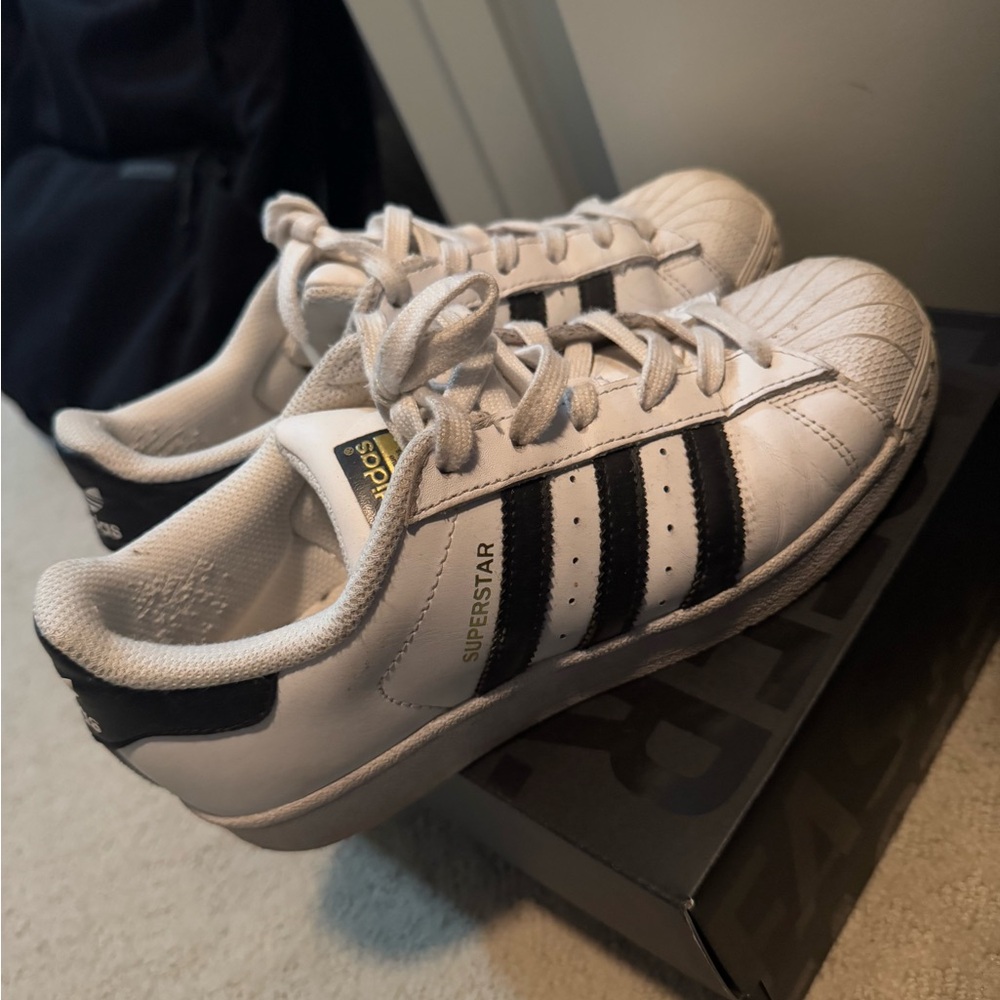 Adidas superstar